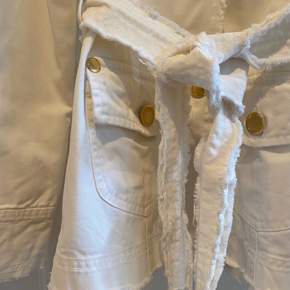 Twill Twenty Two white jacket in size S. - Picture 4 of 7
